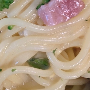 イタリアン‪ஐ‬カルボナーラஐ麺はパスタや野菜でも